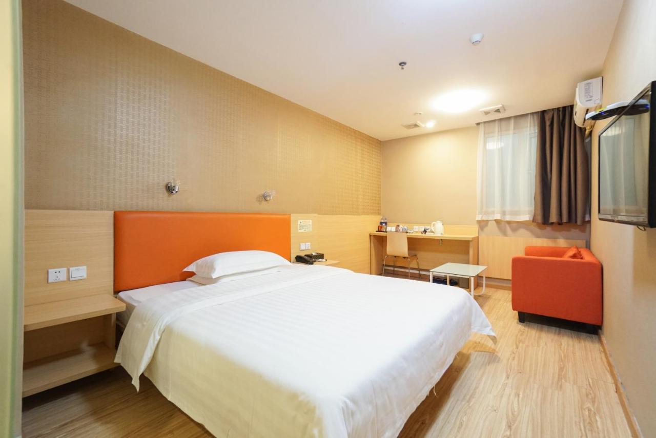 Jia Mei Xin Holiday Hotel Baiyun Airport Branch Guangzhou Bagian luar foto