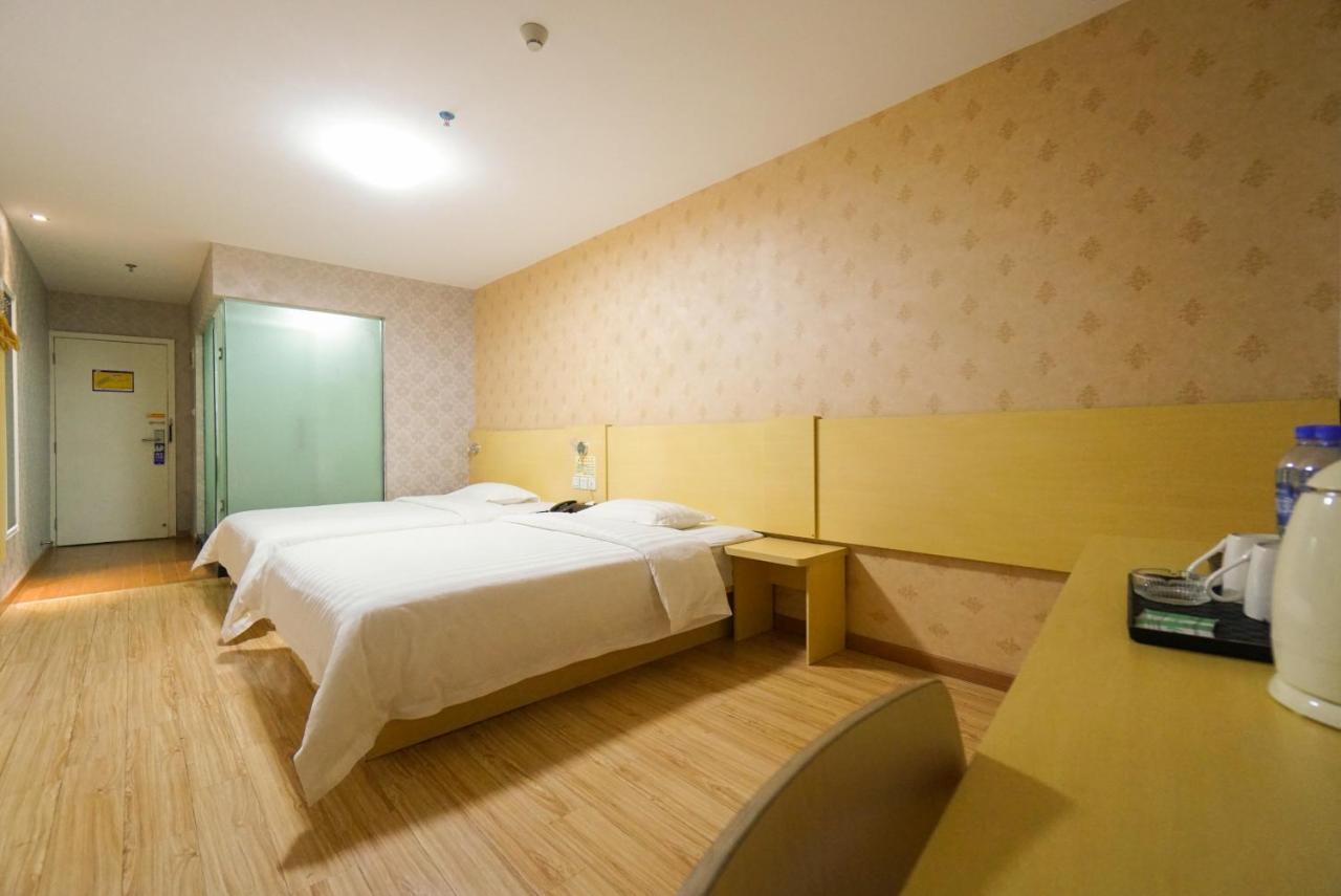 Jia Mei Xin Holiday Hotel Baiyun Airport Branch Guangzhou Bagian luar foto