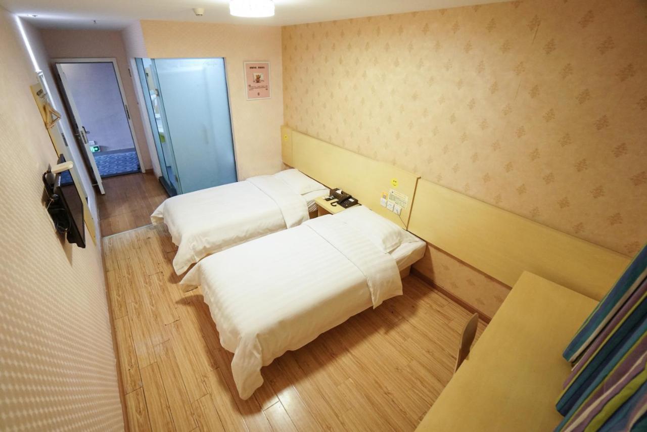 Jia Mei Xin Holiday Hotel Baiyun Airport Branch Guangzhou Bagian luar foto