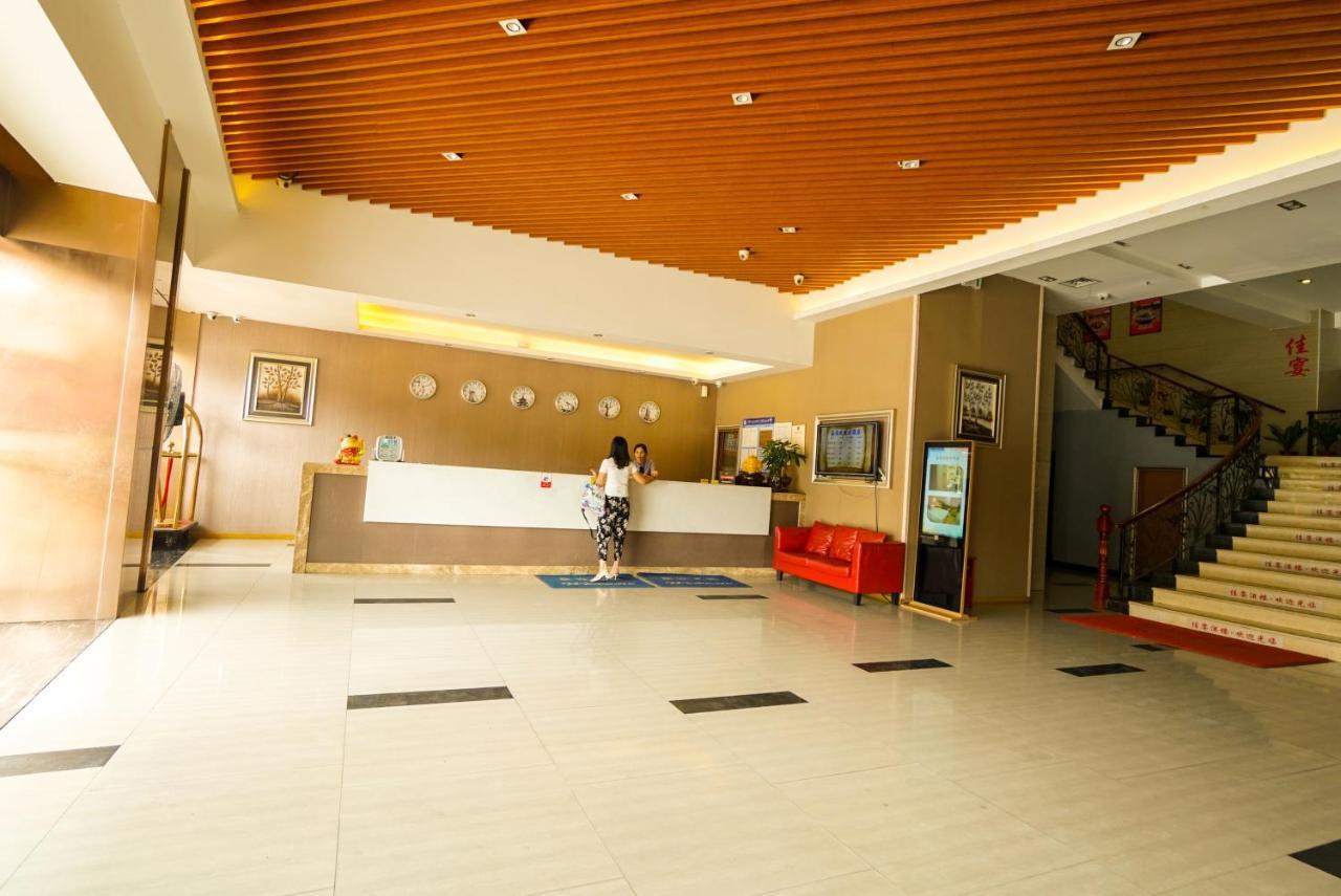Jia Mei Xin Holiday Hotel Baiyun Airport Branch Guangzhou Bagian luar foto