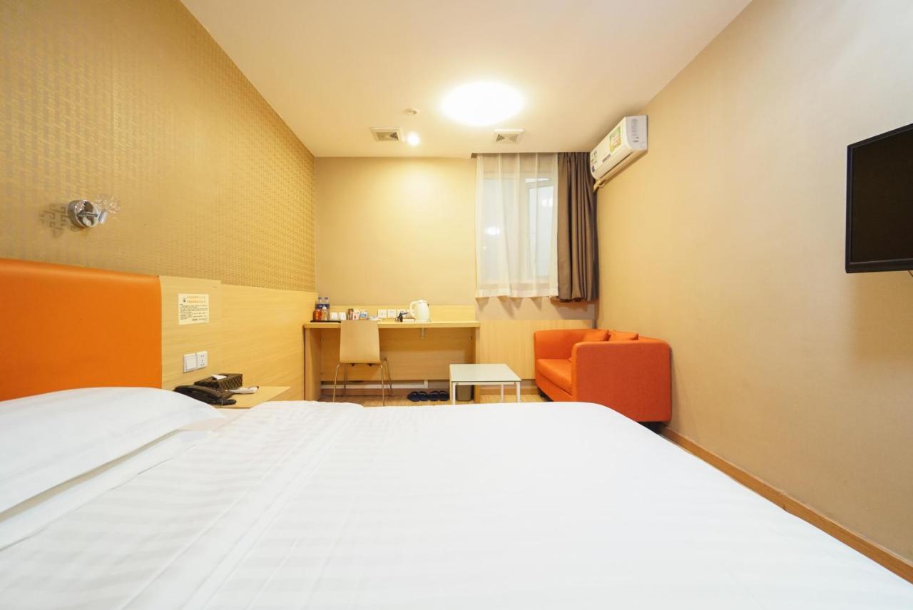 Jia Mei Xin Holiday Hotel Baiyun Airport Branch Guangzhou Bagian luar foto